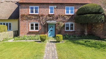 Cottage | Exterior
