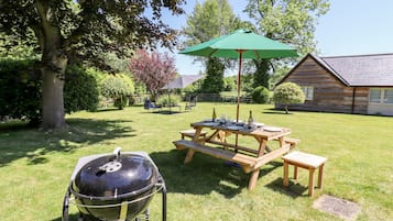 Cottage | Property grounds