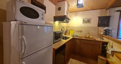 Cozy Holiday Home with Fireplace in Heart of Vosges, Near Gérardmer & Saint-Dié-des-Vosges