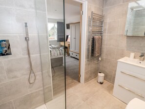 Cottage | Bathroom - Beechnut Cottage (Tewkesbury)