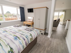 Cottage | 1 bedroom, individually decorated, individually furnished, free WiFi - Beechnut Cottage (Tewkesbury)