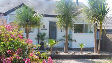 Cottage | Bahagian luar