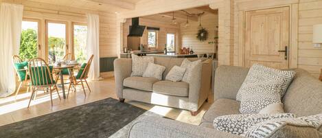 Cottage | Interior