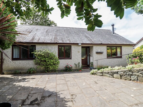 คอทเทจ | บริเวณภายนอก