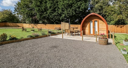 Halmore Pod