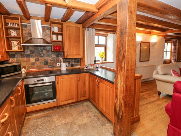Cottage | Bếp riêng | Tủ lạnh, máy rửa bát, ấm điện, lò nướng bánh mì