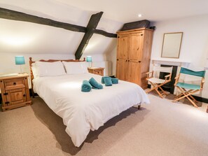 Cottage | 2 bedrooms, individually decorated, individually furnished, free WiFi - Teign Cottage (Teignmouth)