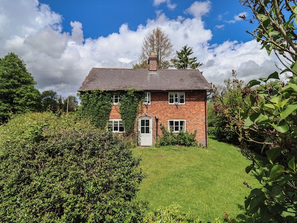 Wolvesacre Mill Cottage - Cheshire