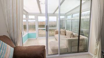 Cottage | Living room