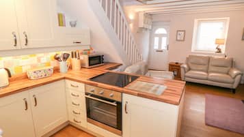 Cottage | Interior