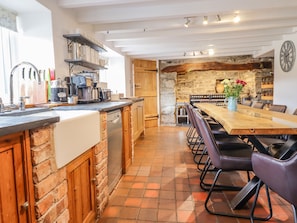Cottage | Interior