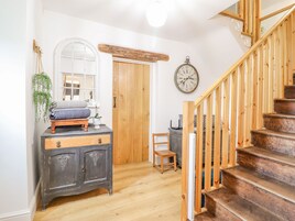 Cottage | 6 bedrooms, individually decorated, individually furnished, free WiFi