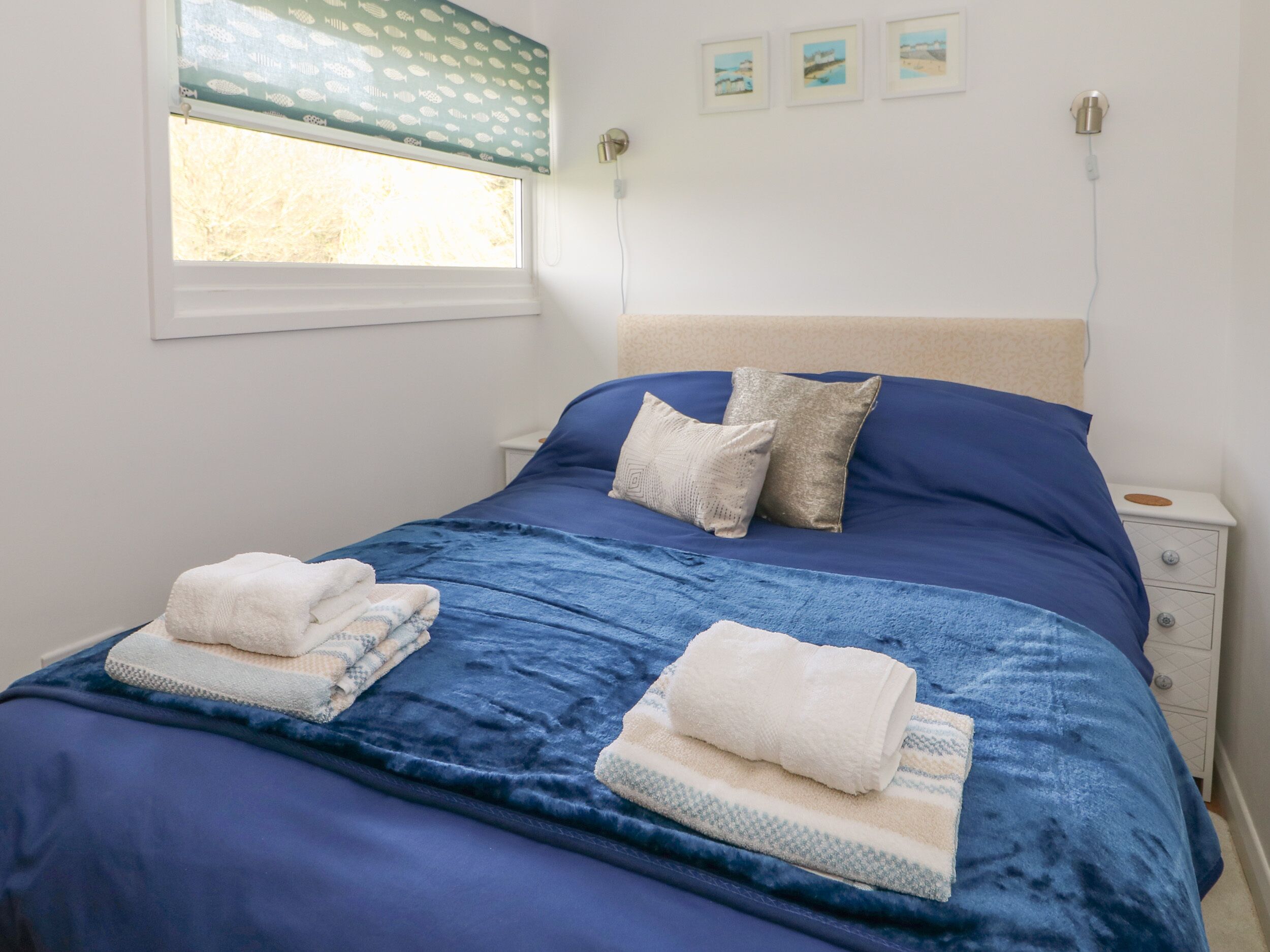 Cottage | 2 bedrooms, individually decorated, individually furnished, free WiFi