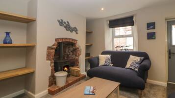 Cottage | Interior