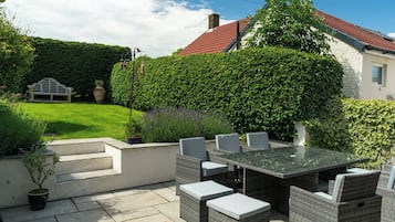 Casa de campo | Opções para refeição ao ar livre