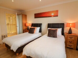 Cottage | 3 bedrooms, individually decorated, individually furnished, free WiFi - Beach Lodge (Woolacombe)