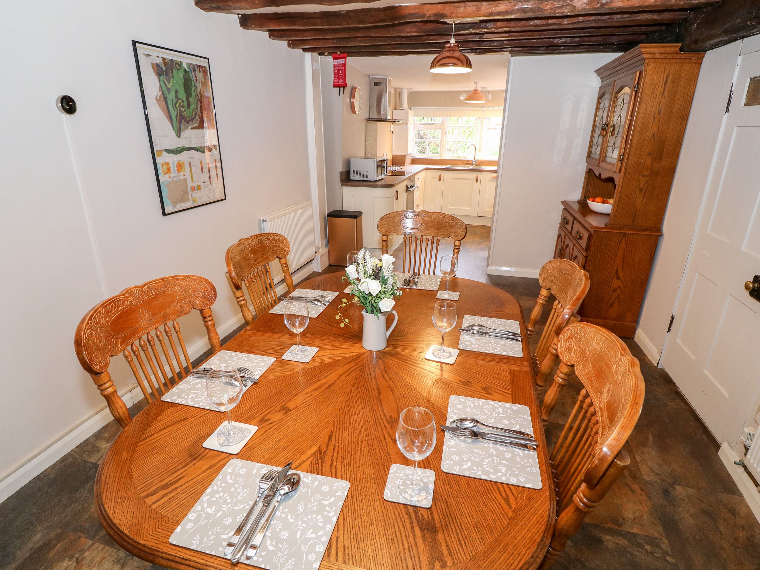 Cottage | Private kitchen | Fridge, dishwasher, electric kettle, toaster