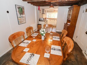 Chaumière | Cuisine privée | Réfrigérateur, lave-vaisselle, bouilloire électrique, grille-pain