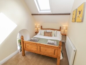 Cottage | 3 bedrooms, individually decorated, individually furnished, free WiFi