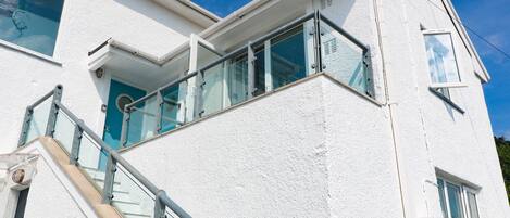 Cottage | Front of property