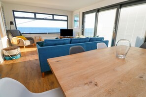 Cottage | Interior - The Poop Deck (Helston)