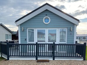 Exterior - Shore Thing 280 (Bridlington)