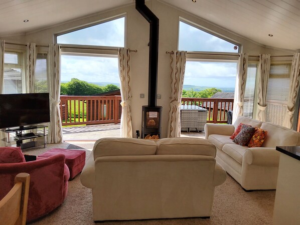 Cottage | Interior - Lodge 11 (Tavistock)