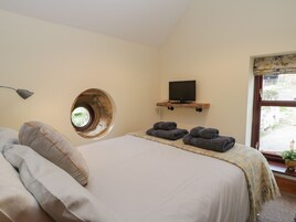 Cottage | 3 bedrooms, individually decorated, individually furnished, free WiFi