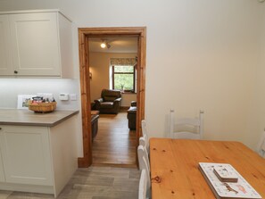 Ferienhaus | Eigene Küche | Kühlschrank, Geschirrspüler, Kochgeschirr/Geschirr/Besteck