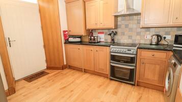 Kır Evi | Özel mutfak | Buzdolabı, bulaşık makinesi, elektrikli su ısıtıcısı