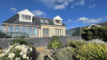 Cottage | Exterior