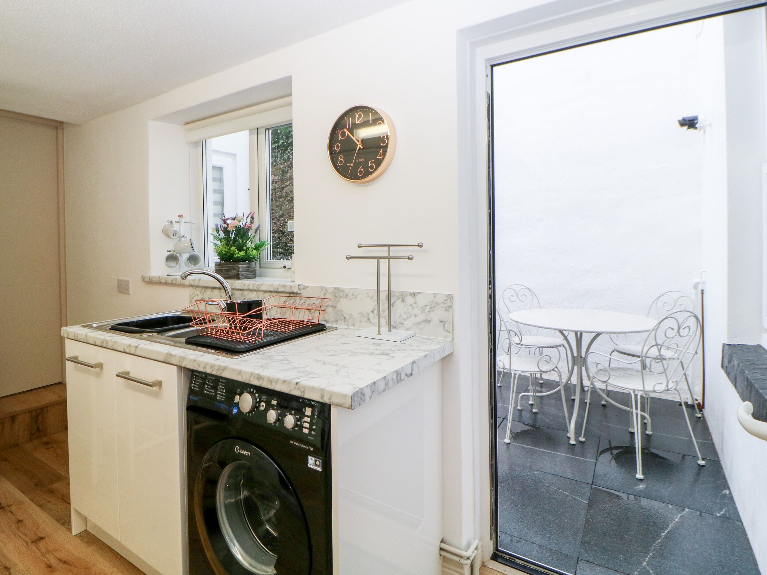 Cottage | Private kitchen | Cookware/dishes/utensils