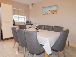 Cottage | Dining - Loughanure Lake View (Loughanure)