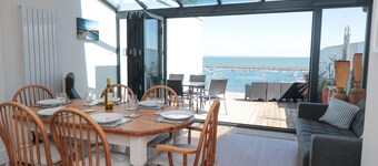 블루 부오이 코티지