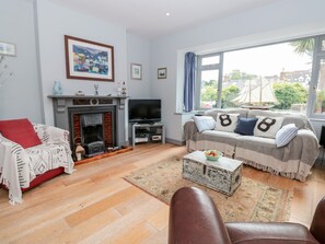 Cottage | Living room