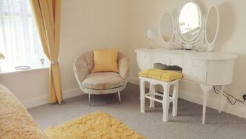 Cottage | 1 bedroom, individually decorated, individually furnished, free WiFi