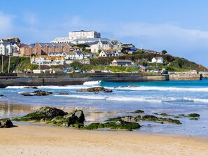 Cottage | Interior - Garden View (Newquay)