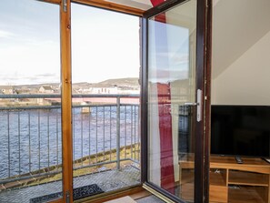 Cottage | Interior - Riverview Apartment (Inverness)