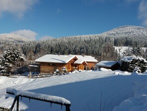 Exterior - Romantic Chalet: Modern Comfort in Cornimont, Near Ski & Nature Activities (Cornimont)