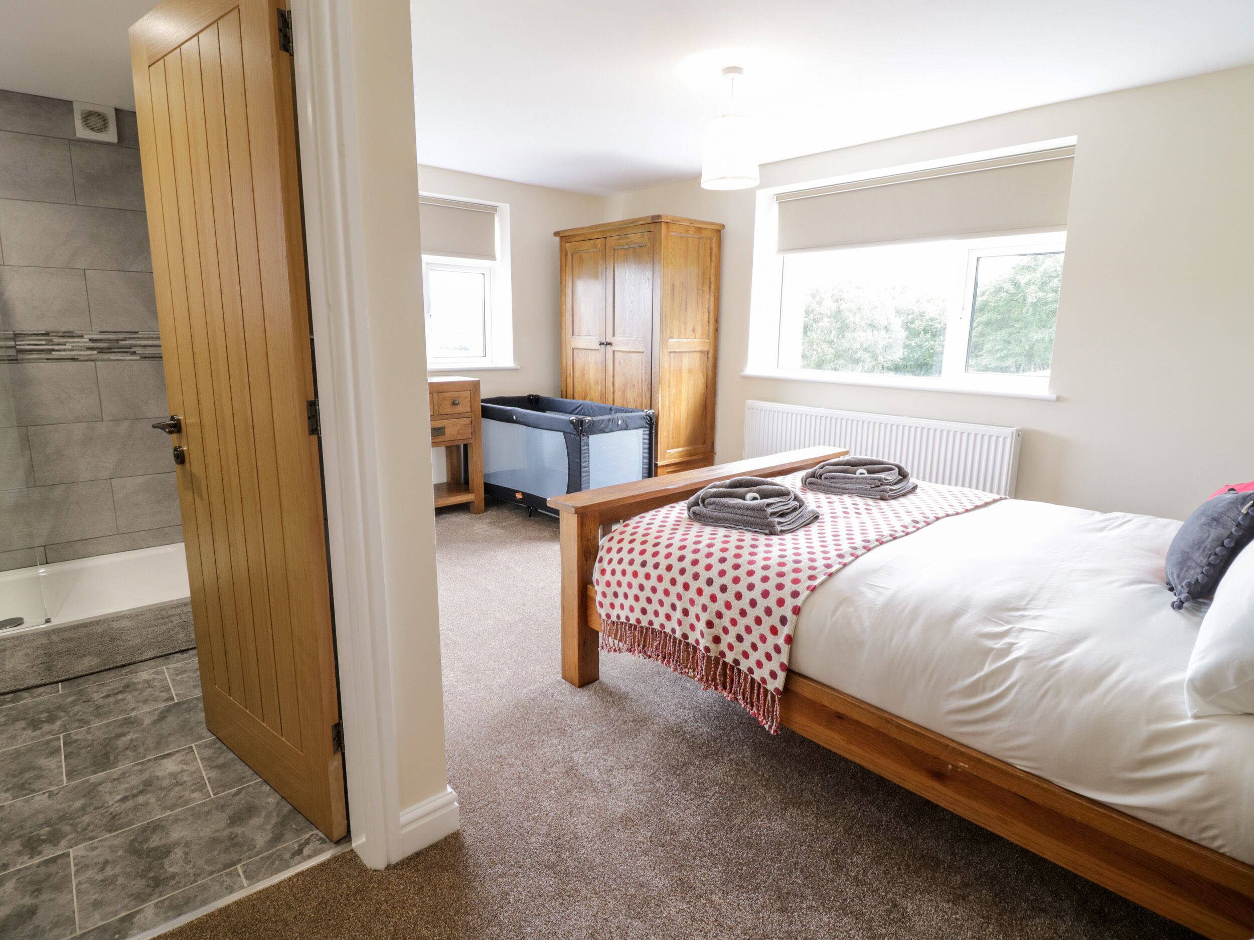 平房 | 4 間臥室、獨特裝潢、布置獨特、免費無線上網