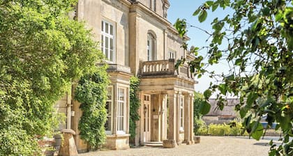 Milton Manor