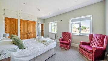 14 bedrooms, free WiFi, individually decorated, individually furnished