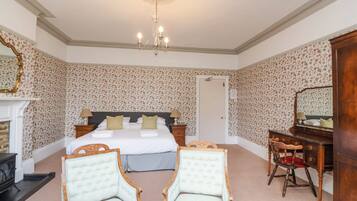 ์ฝํฐ์ง | 14 ๊ฐ์ ์นจ์ค, ๊ฐ๊ฐ ๋ค๋ฅธ ์คํ์ผ์ ์ธํ
๋ฆฌ์ด, ๊ฐ๊ฐ ๋ค๋ฅด๊ฒ ๊ฐ๊ตฌ ๋น์น, ๋ฌด๋ฃ WiFi