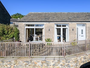 Cottage | Property grounds