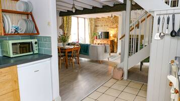 Cottage | Interior