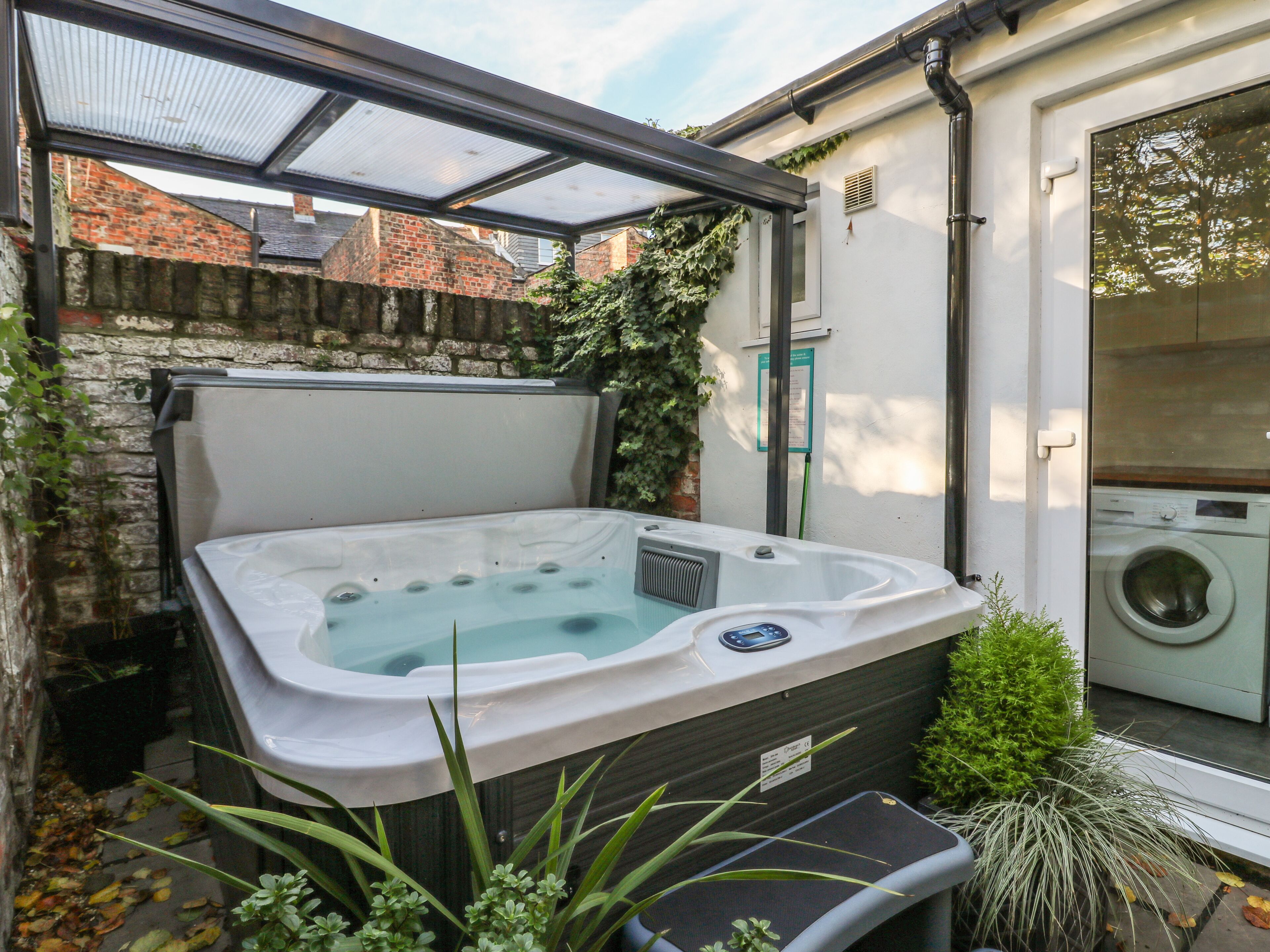 คอทเทจ | ภายใน