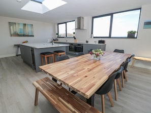 Cottage | Cuisine privée | Réfrigérateur, micro-ondes, lave-vaisselle, bouilloire électrique