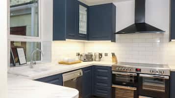 Fridge, dishwasher, electric kettle, toaster