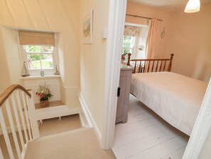 Cottage | 3 bedrooms, individually decorated, individually furnished - Fairfield Cottage (Boscastle)