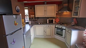Fridge, microwave, dishwasher